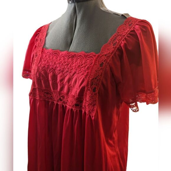 Vintage Rikki New York magenta silky nightgown‎ - Picture 1 of 8